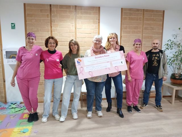 OCTOBRE ROSE : 1 473 € REMIS À LA LIGUE CONTRE LE CANCER !