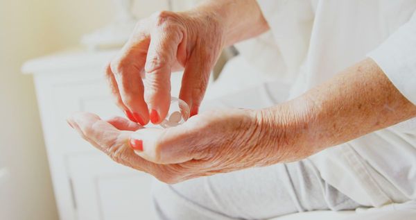 Soirée échange "La prise en soin des personnes âgées et la iatrogénie médicamenteuse"