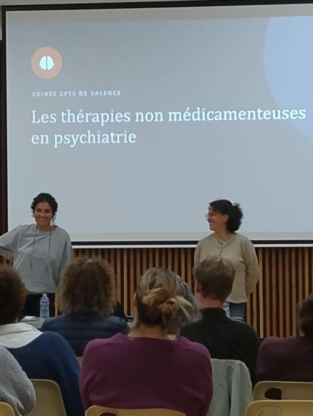 Retour sur notre soirée d’échange autour des thérapies non médicamenteuses 
